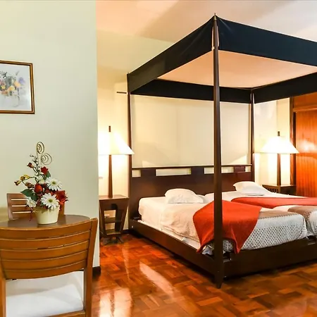 Residencial Colombo לינה וארוחת בוקר