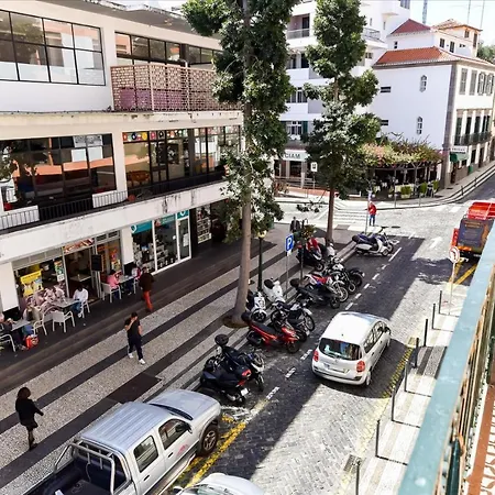 Residencial Colombo 2* Funchal (Madeira)